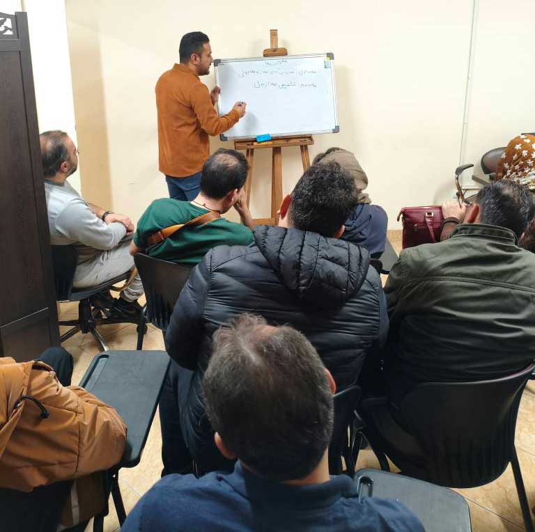 کلاس آموزش طلافروشی طلاسازشو