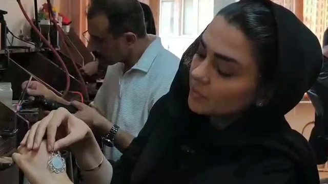 نظر دکتر پریا زواره‌ای درباره آموزش طلاسازشو